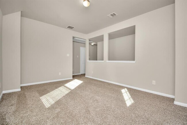 Building Photo - 2260 Raider Dr
