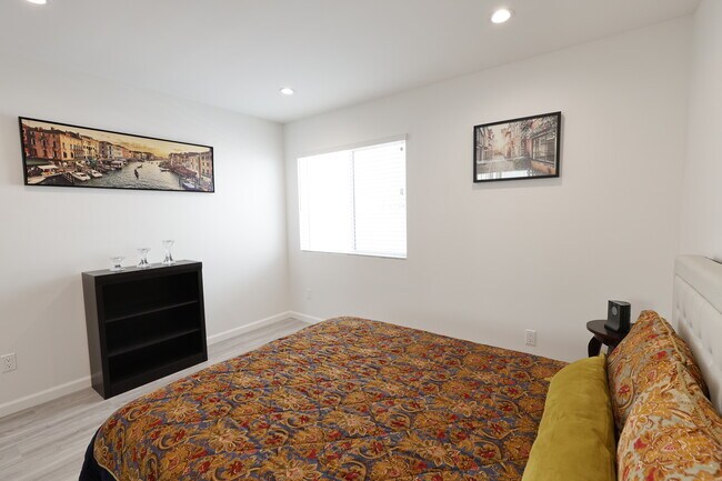Bedroom - 18623 Bryant St