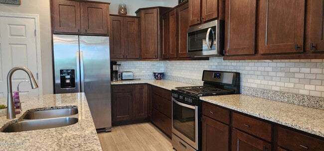 Building Photo - 18903 N 261st Dr