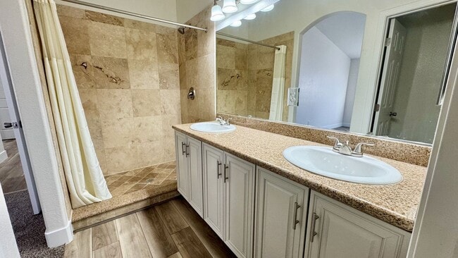 Building Photo - Beautiful Single Story Home Ready for Immediate Move-In