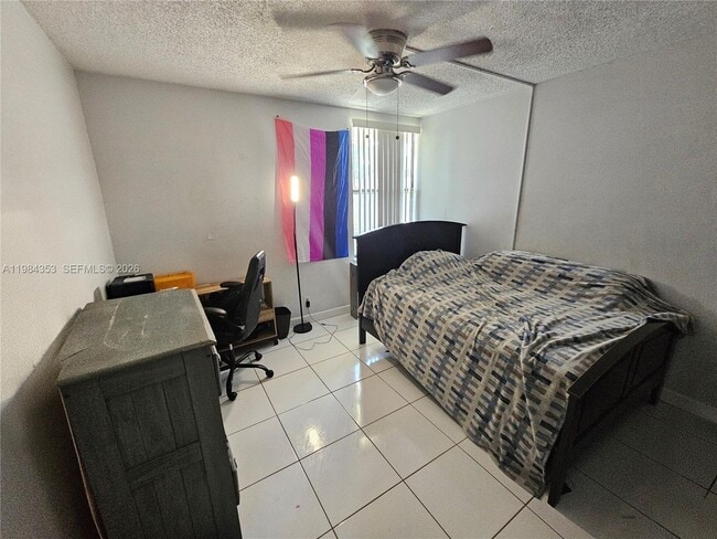 Building Photo - 8429 Forest Hills Dr