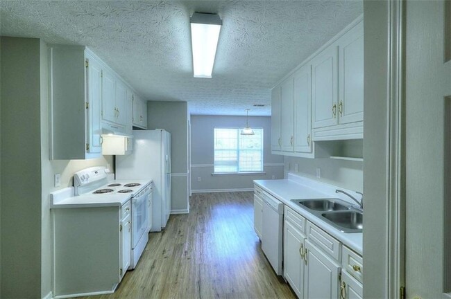Building Photo - 4160 Janel Ln