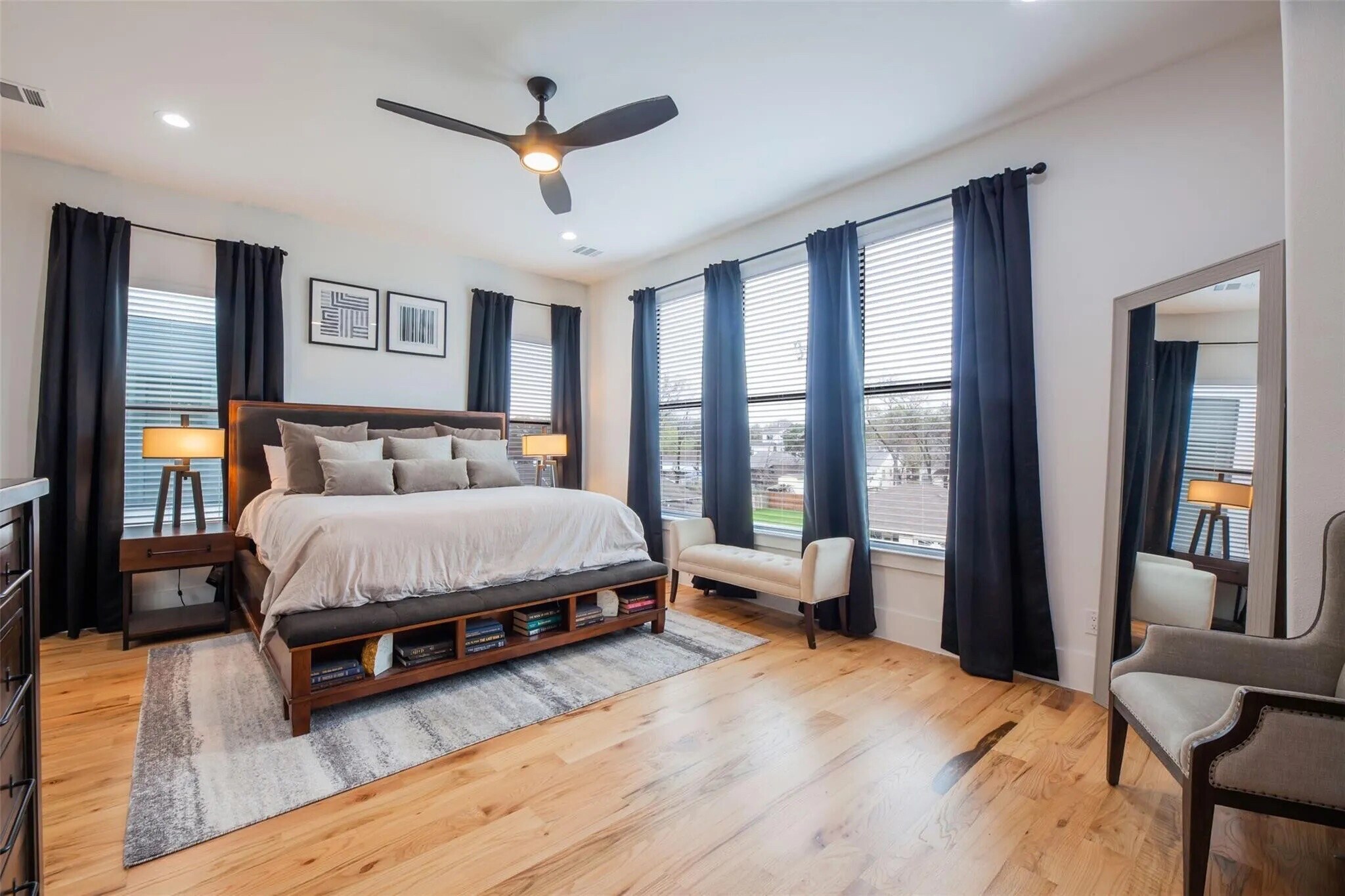 Building Photo - Room in Duplex on Avenue L