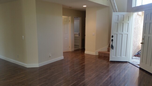 Building Photo - 1437 Green Oak Rd