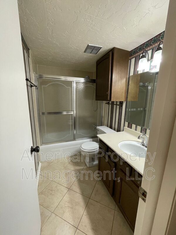 Building Photo - 2911 East 78th St S