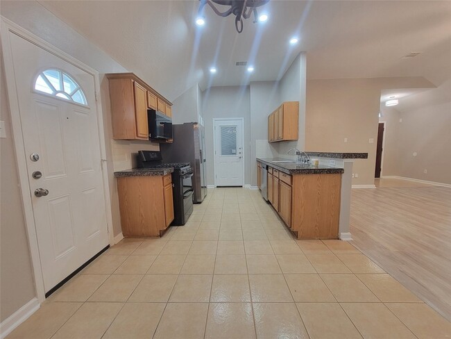 Building Photo - 8935 Windfern Trace Dr