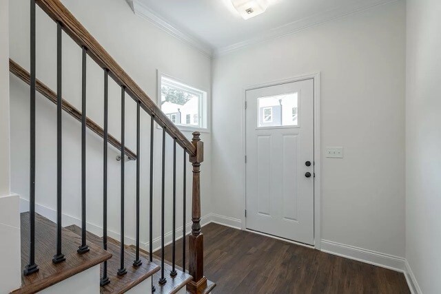 Building Photo - 5551 Stream Ln