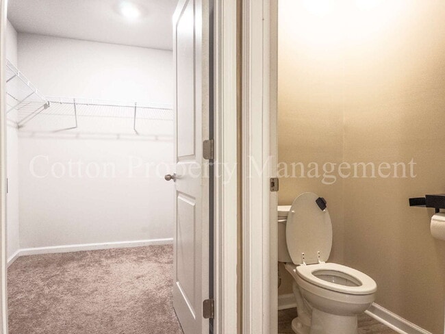 Building Photo - 6224 Centipede Pl