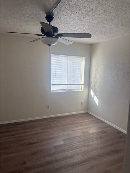 Building Photo - 1625 Espanola Ave