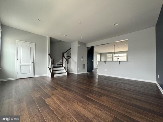 Building Photo - 9067 Fox Stream Way