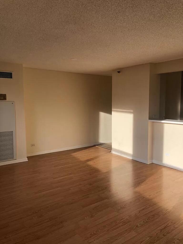 Building Photo - 440 N Wabash Ave