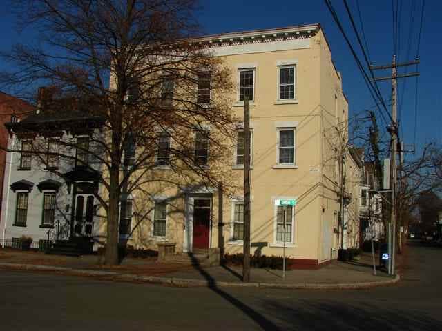 Primary Photo - 243 Union St