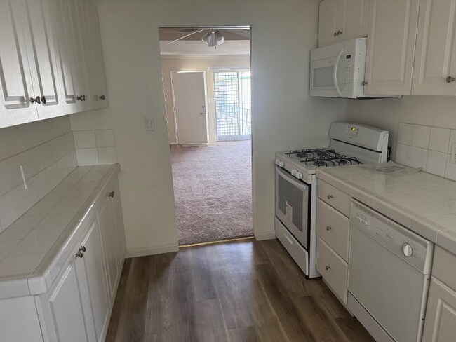 Building Photo - 4438 Murietta Ave