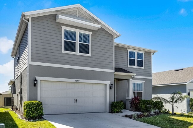 Building Photo - Luxury Living for Lease – 5BR Home with Of...