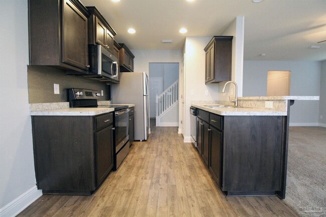 Building Photo - 5868 Providence Loop