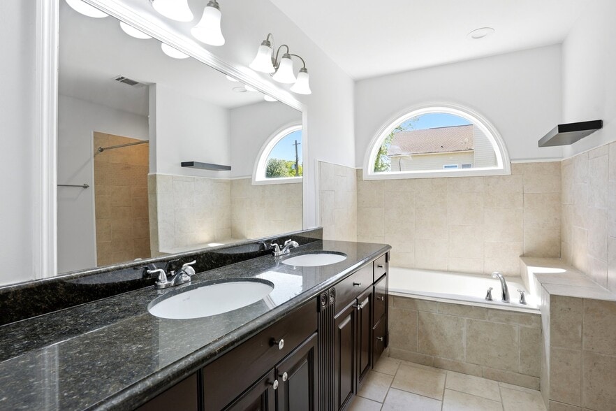 Building Photo - 50 Pope St SW