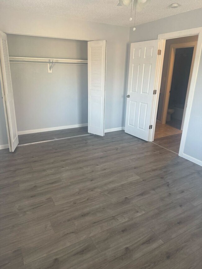 Building Photo - 2880 Eliot Cir