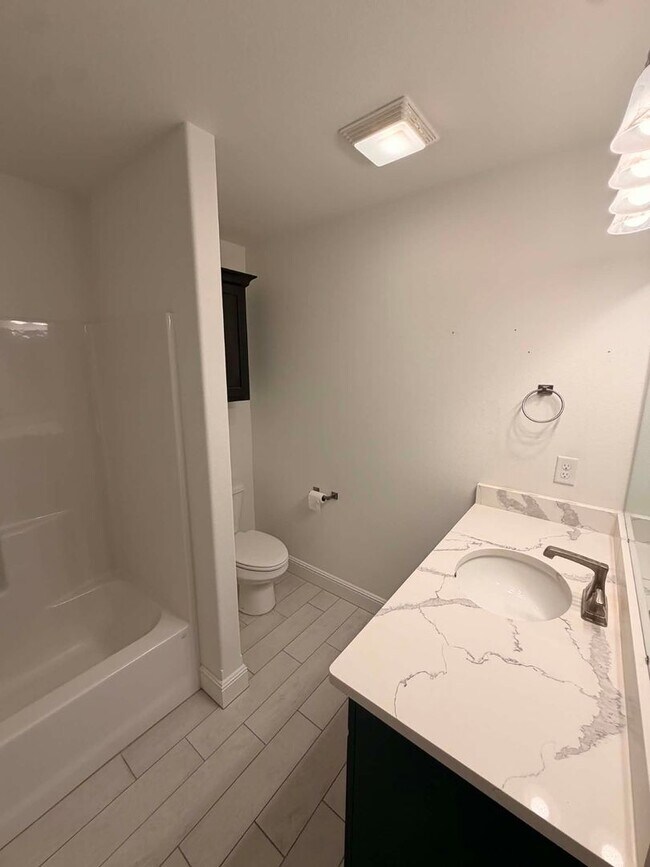 Building Photo - COMING SOON: BEAUTIFUL 3 BEDROOM / 2 BATHROOM HOUSE IN ORONOGO MO!!!