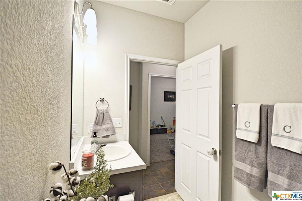 Building Photo - 362 Limerick Rd