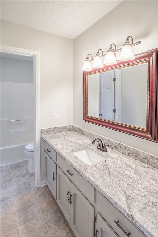 Master Bathroom - 10280 Long Meadow Rd