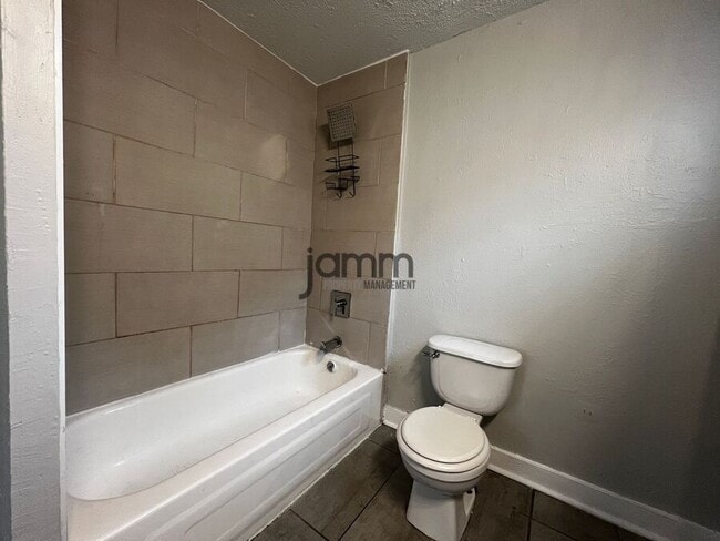 Building Photo - 2602 Vega Ave