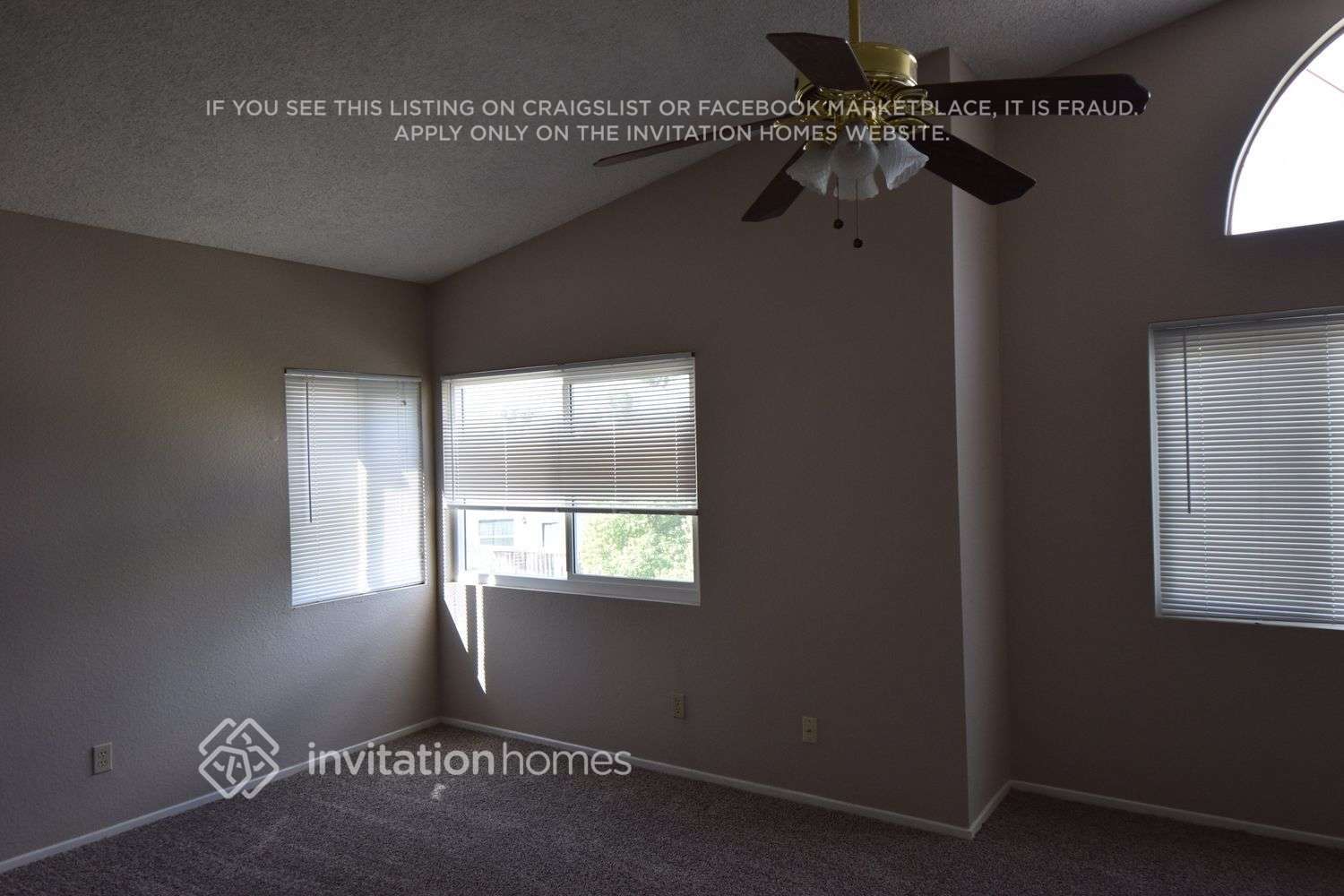 Building Photo - 31348 Huron St