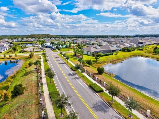 Building Photo - 5709 Silver Sun Dr