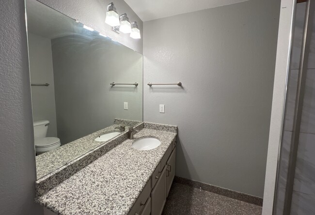 Building Photo - Beautifully Remodeled 5-Bedroom Home with Finished Basement and Custom Upgrades!