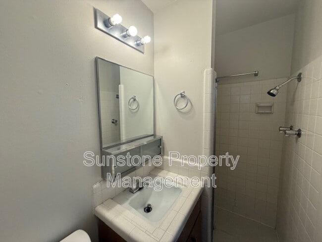 Building Photo - 8281 E 33rd Pl