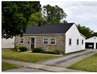 Building Photo - 3 Bedroom Home