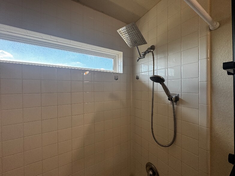 Building Photo - 1 Quarterhorse Dr