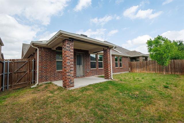 Building Photo - 208 Fieldstone Dr