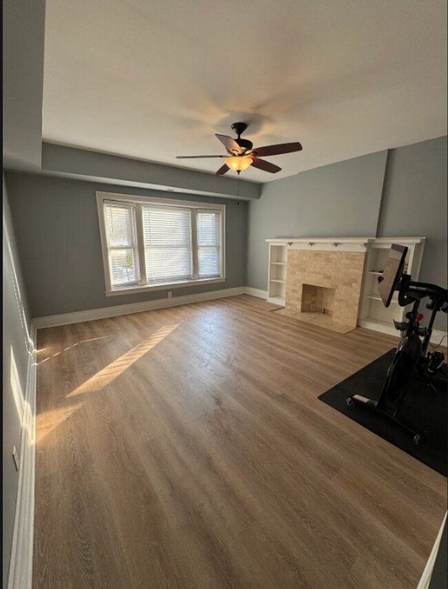 Building Photo - 4354 W Washington Blvd