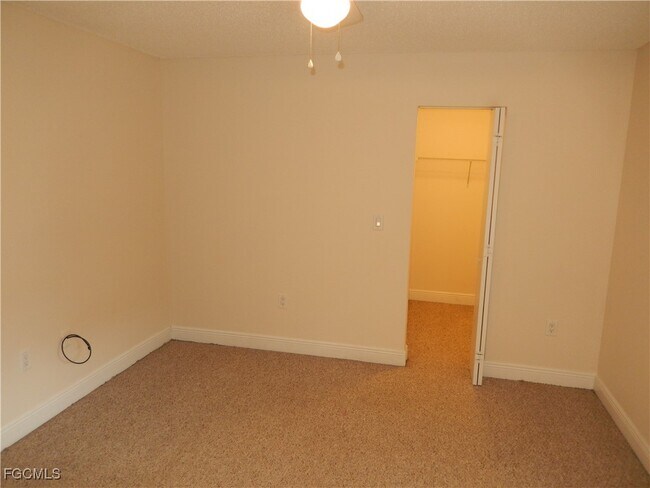 Building Photo - 12571 Equestrian Cir