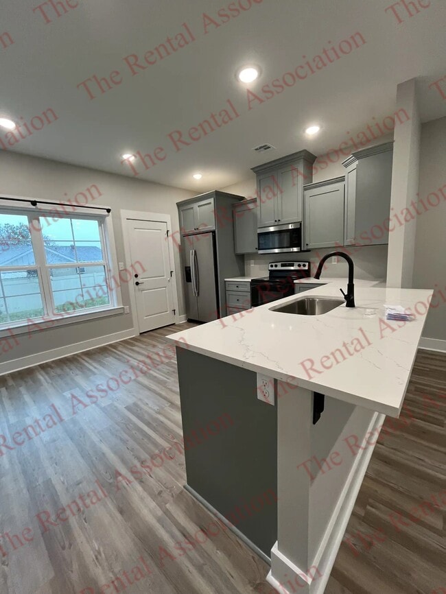 Building Photo - 2555 Arkansas Rd