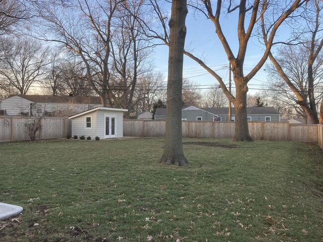 Building Photo - 4732 W 61st Terrace