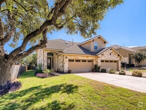 Building Photo - Beautiful Home in Lakeway!