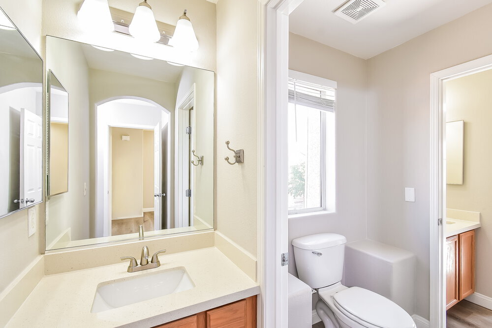 Building Photo - 10517 Silver Cholla Ct