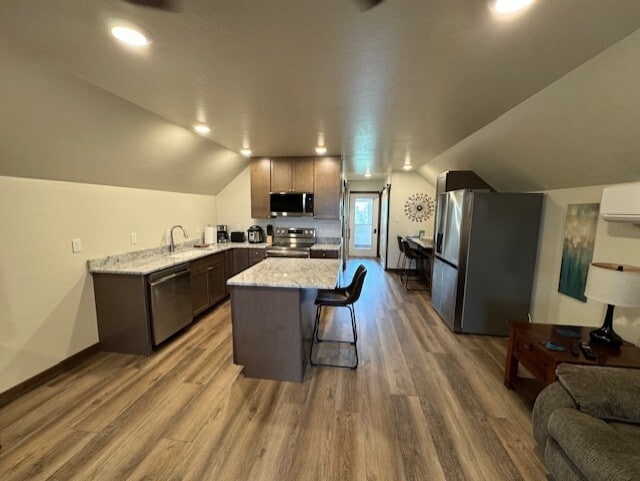 Building Photo - 16410 Creekside Pl