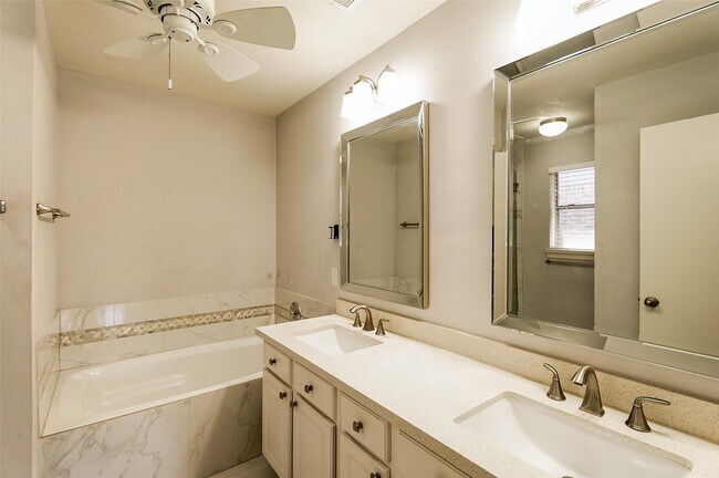 Building Photo - 16915 Pheasant Ridge Dr