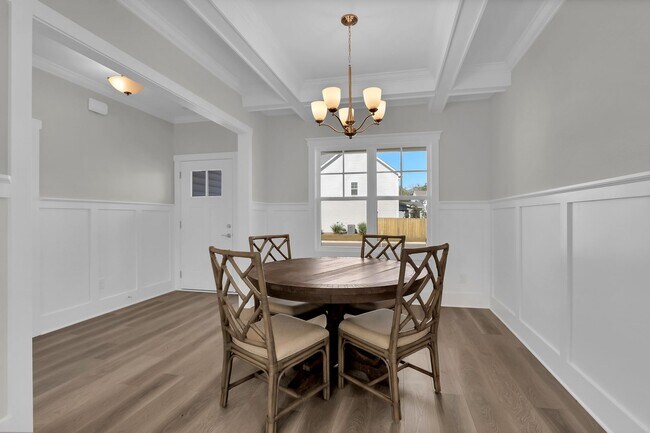 Building Photo - 4 bedroom, 3.5 bath Hampstead home in Sanc...