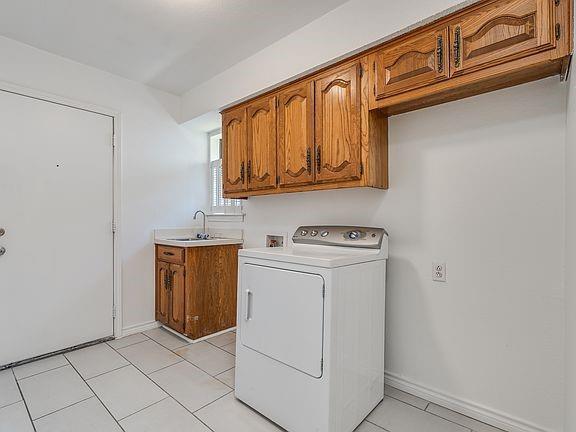 Building Photo - 9922 Hickory Crossing