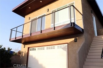 Building Photo - 639 4th Ave