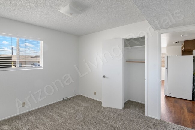 Building Photo - 3431 Truckee Dr