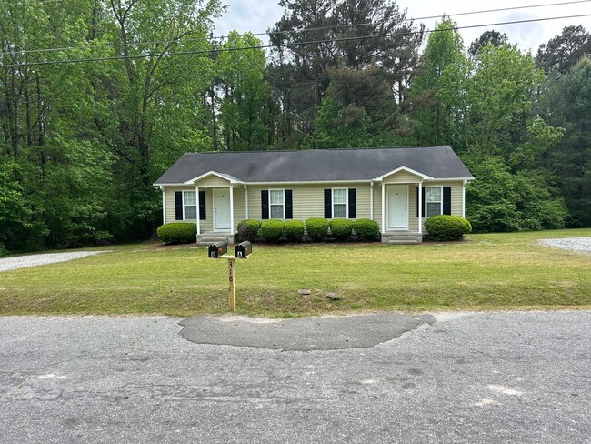 Primary Photo - 318 Park Ave