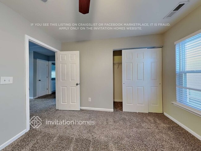 Building Photo - 4004 Flat Sedge Ln