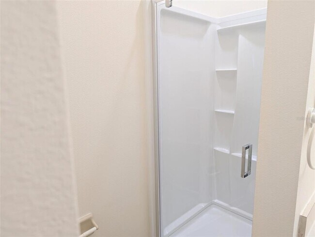 Building Photo - 4004 Crabtree Ave