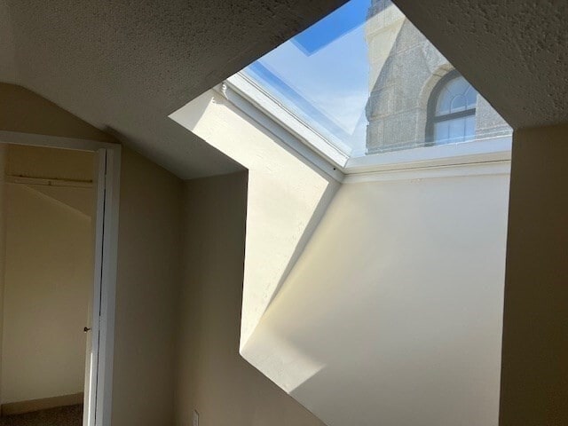 Building Photo - 201 Thorndike St