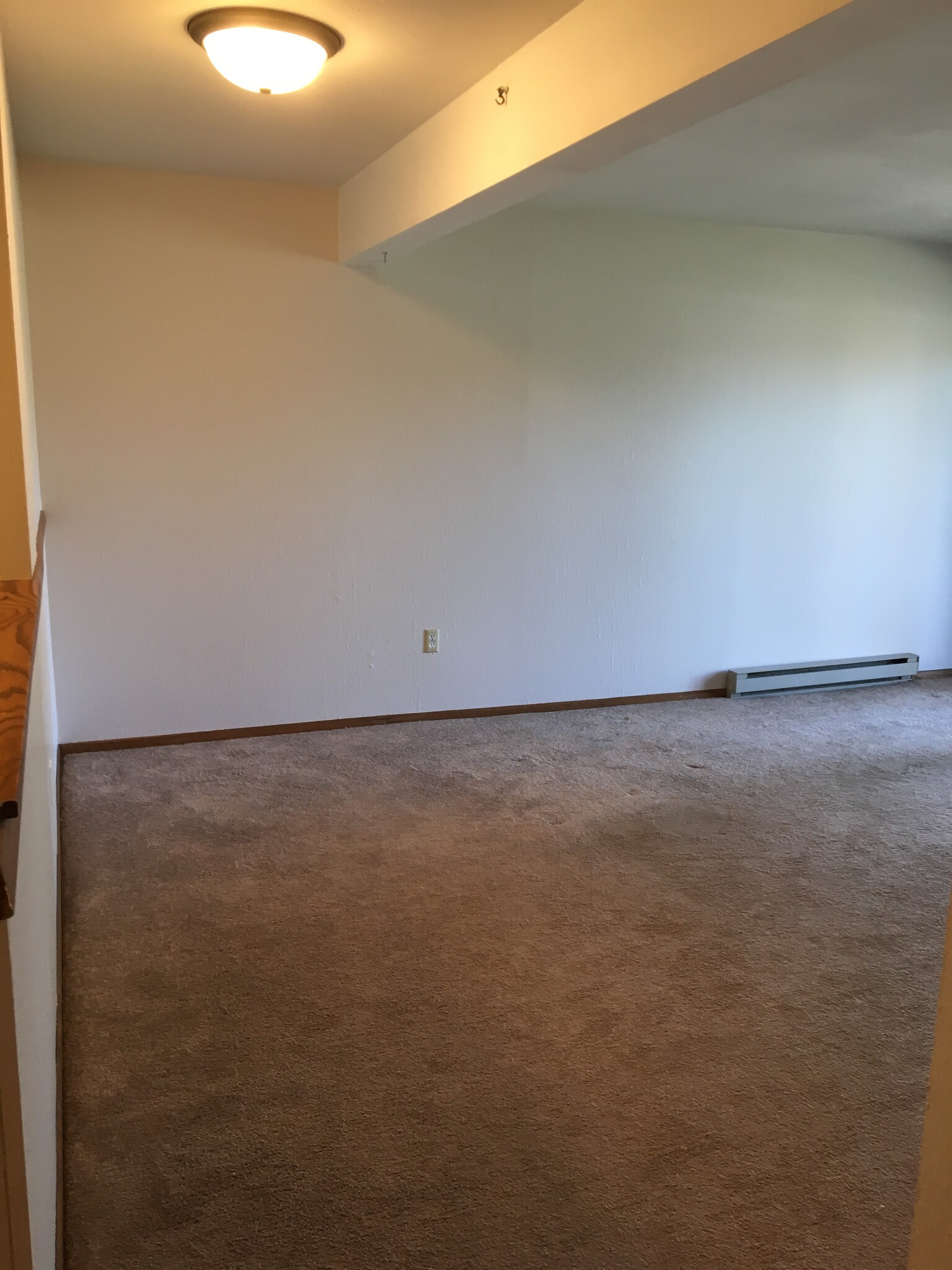 Building Photo - 1657 S Carriage Ln
