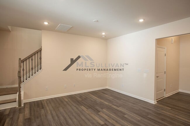 Building Photo - 1175 Citadel Ave